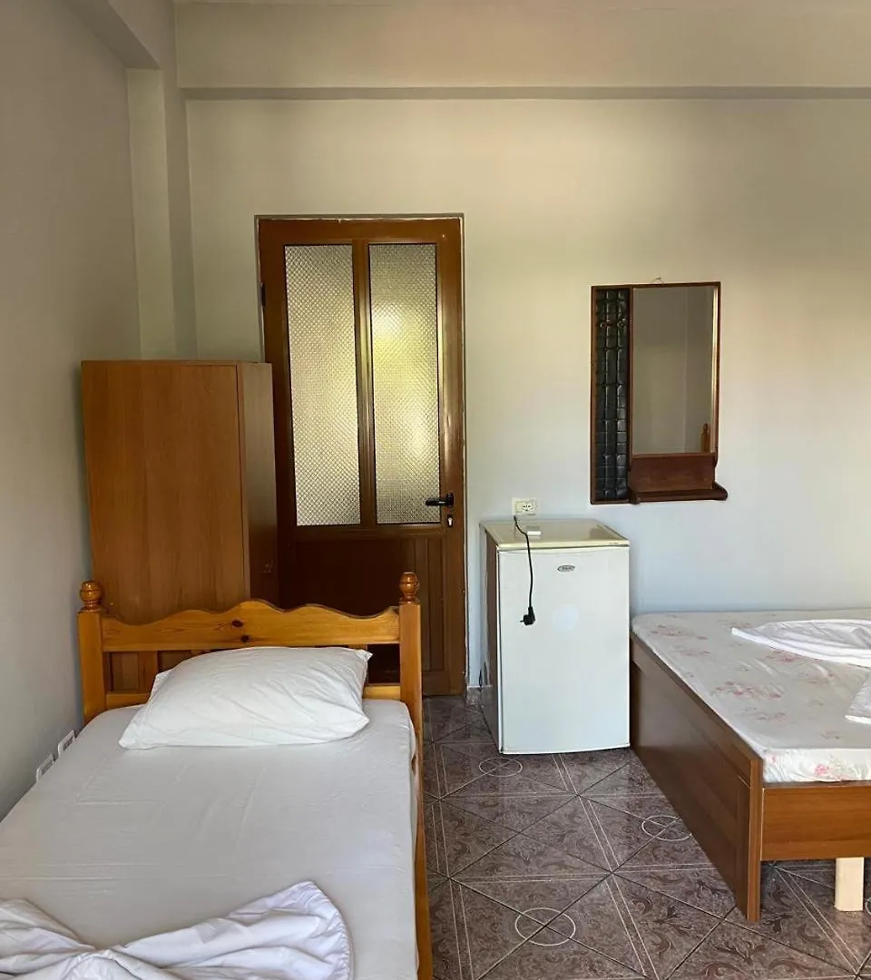 Begaj Rooms Durres Guest house